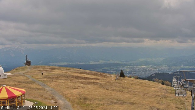 1911m: Blick von der Gerlitze Richtung Villach (SW)